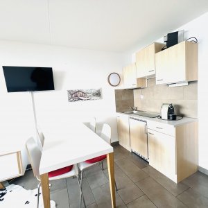 À LOUER - Appartement fonctionnel et lumineux avec balcon à Anzère