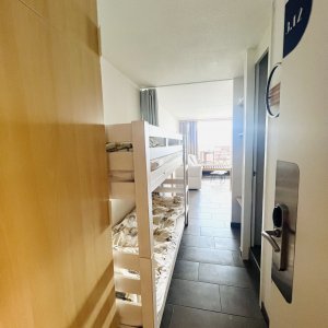 À LOUER - Appartement fonctionnel et lumineux avec balcon à Anzère